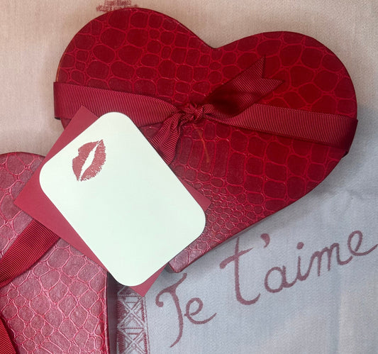 Kiss Me Petite Cards
